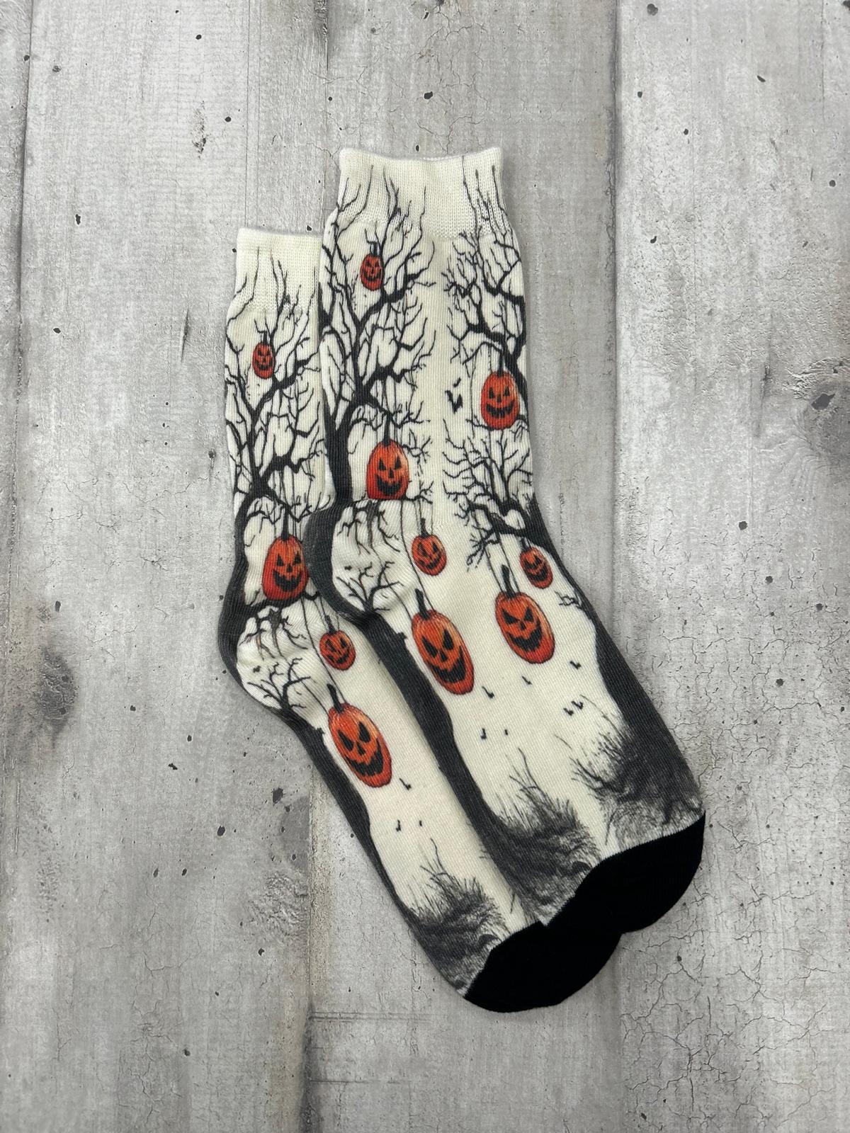 Calzini Halloween con zucche w alberi spettrali