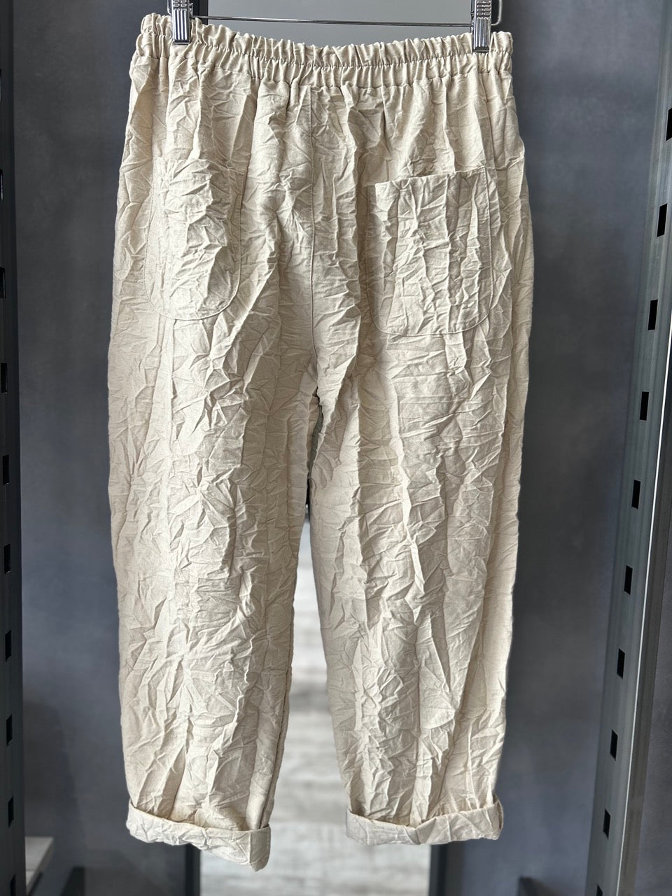 Pantaloni effetto stropicciato