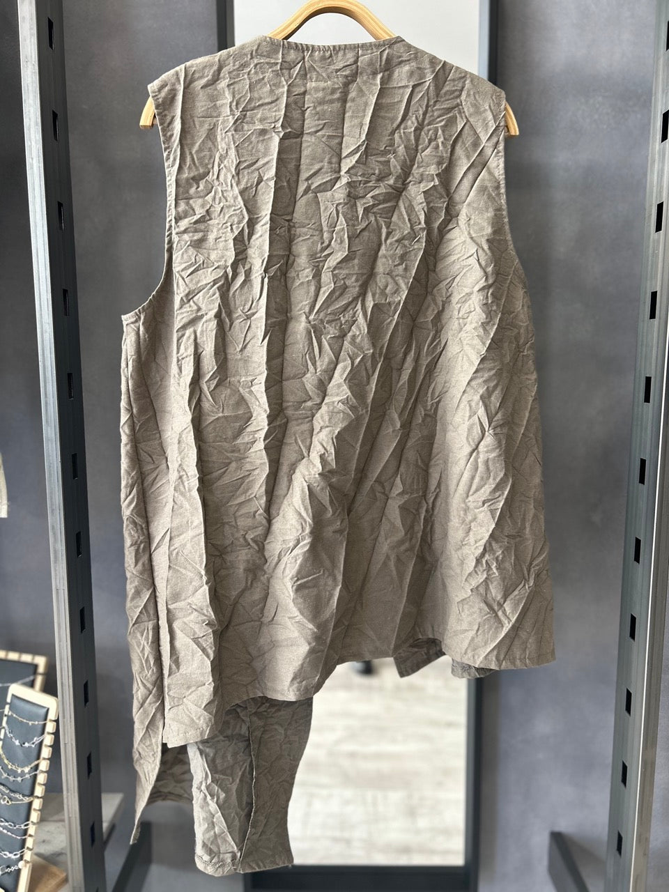 Gilet lungo effetto stropicciato