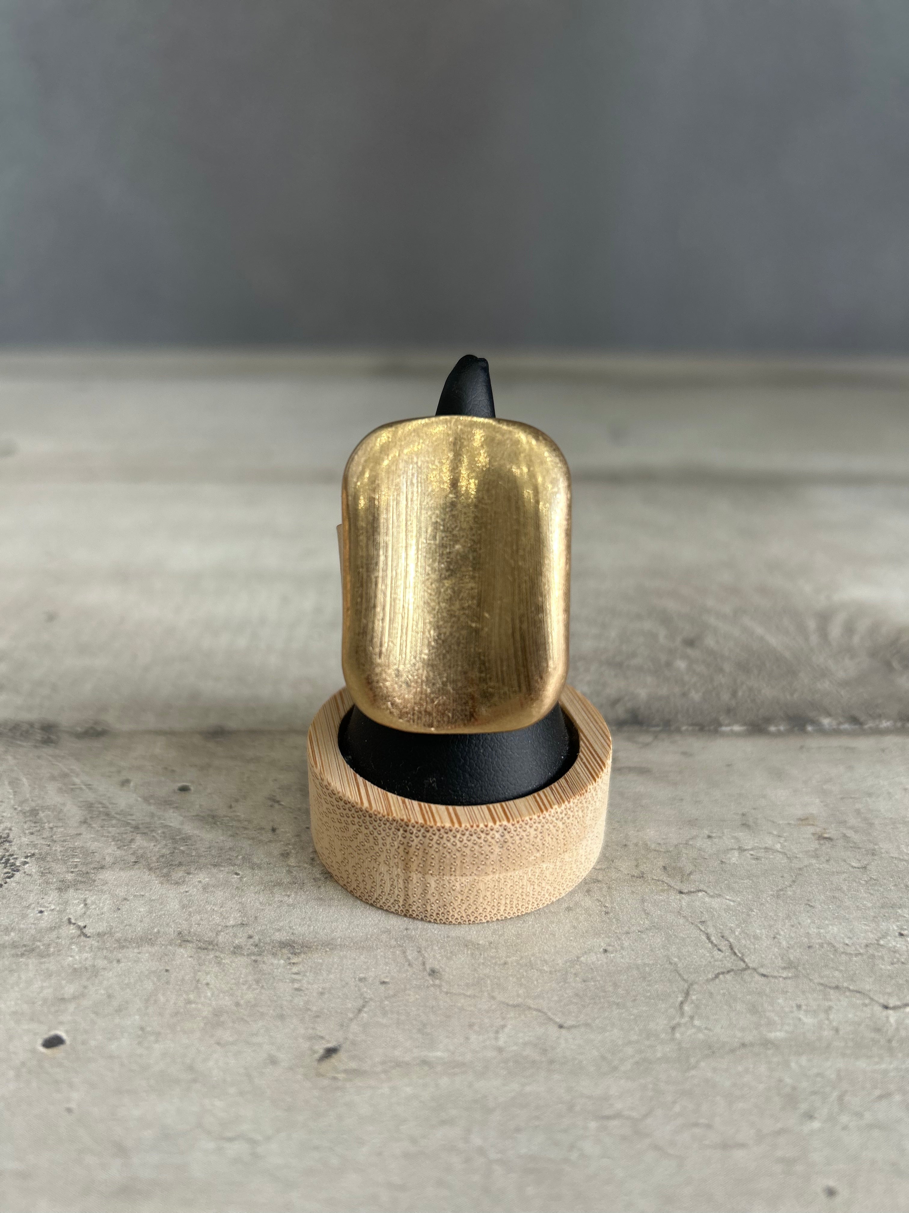 Anello elastico in metallo dorato