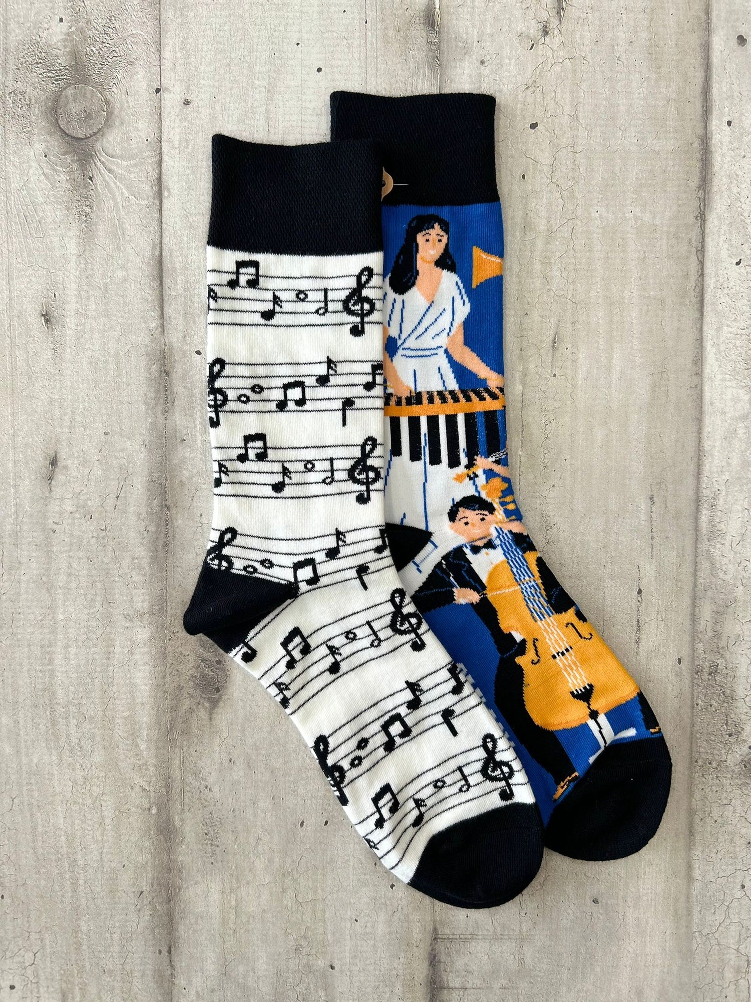 Calzini spaiati a tema musica