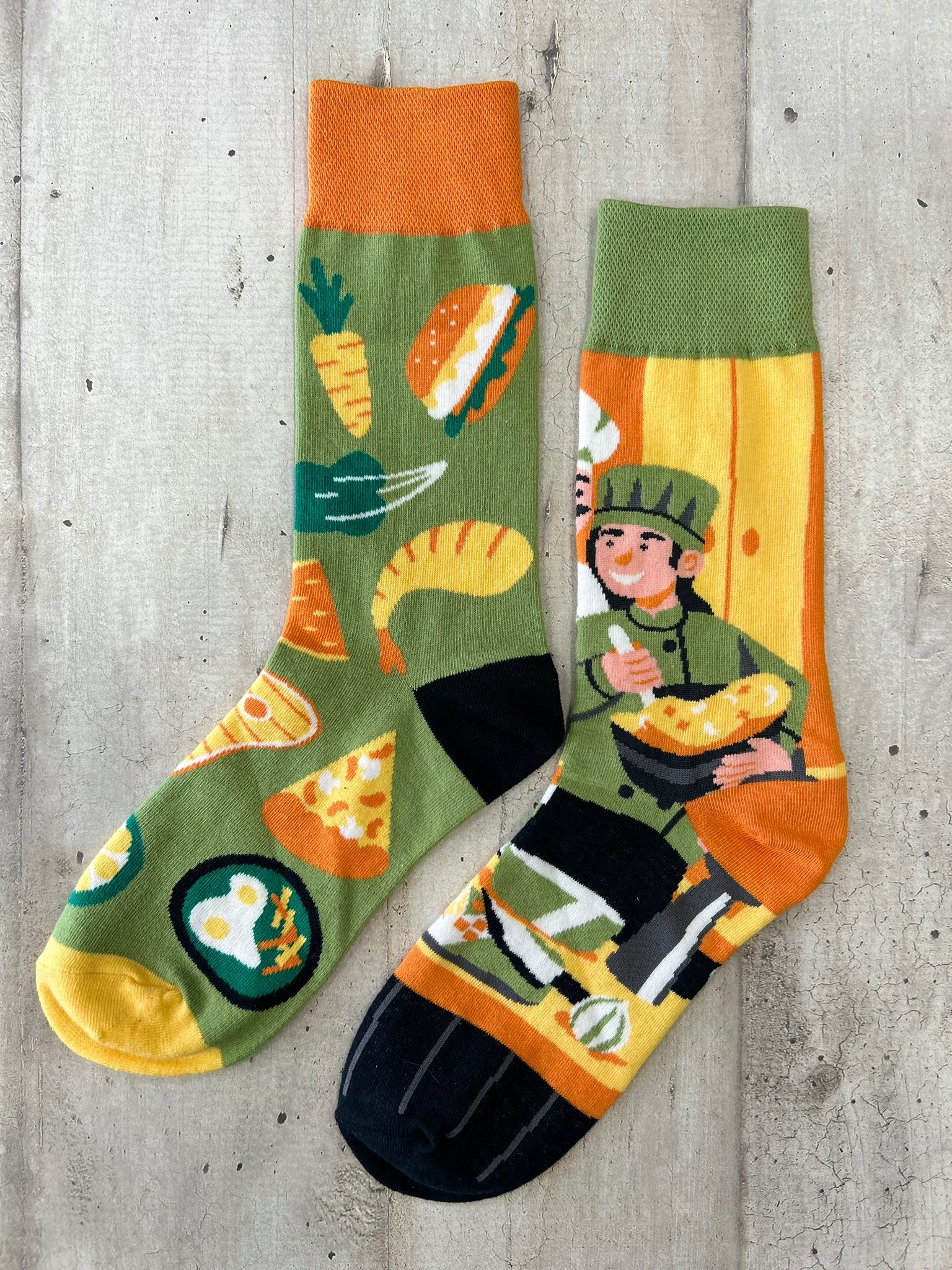 Calzini spaiati a tema cucina