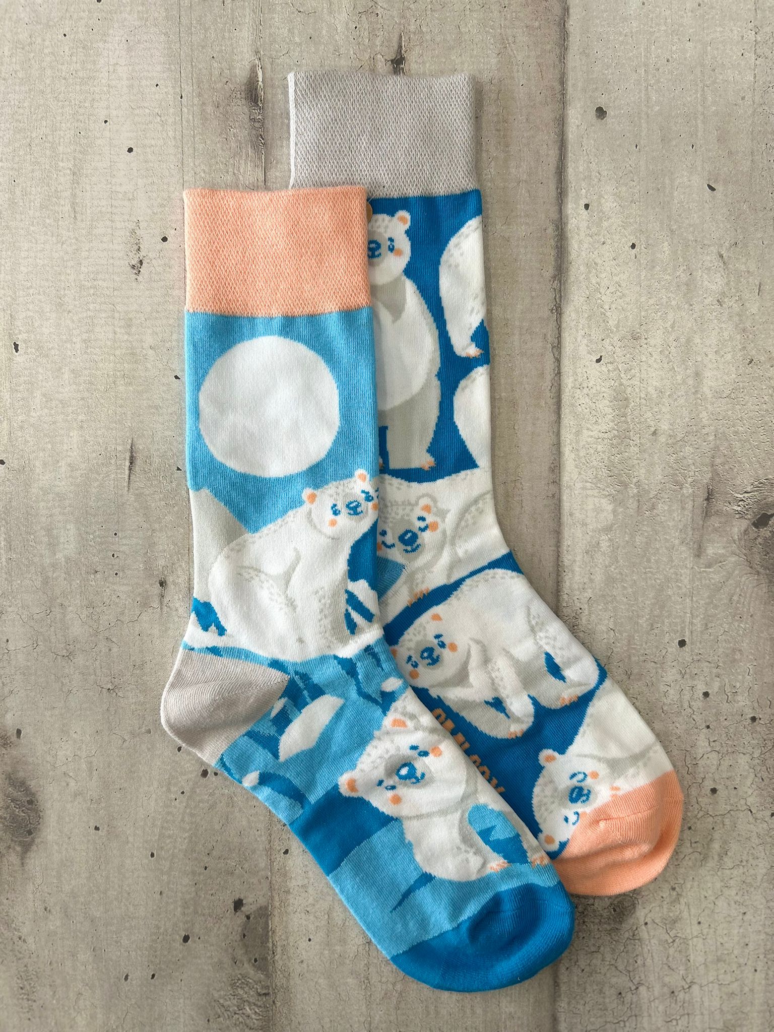 Calzini spaiati orso polare