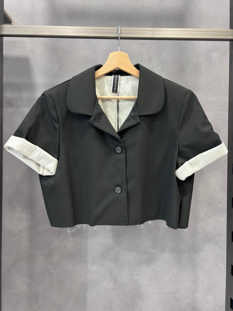 Giacca elegante corta a maniche corte