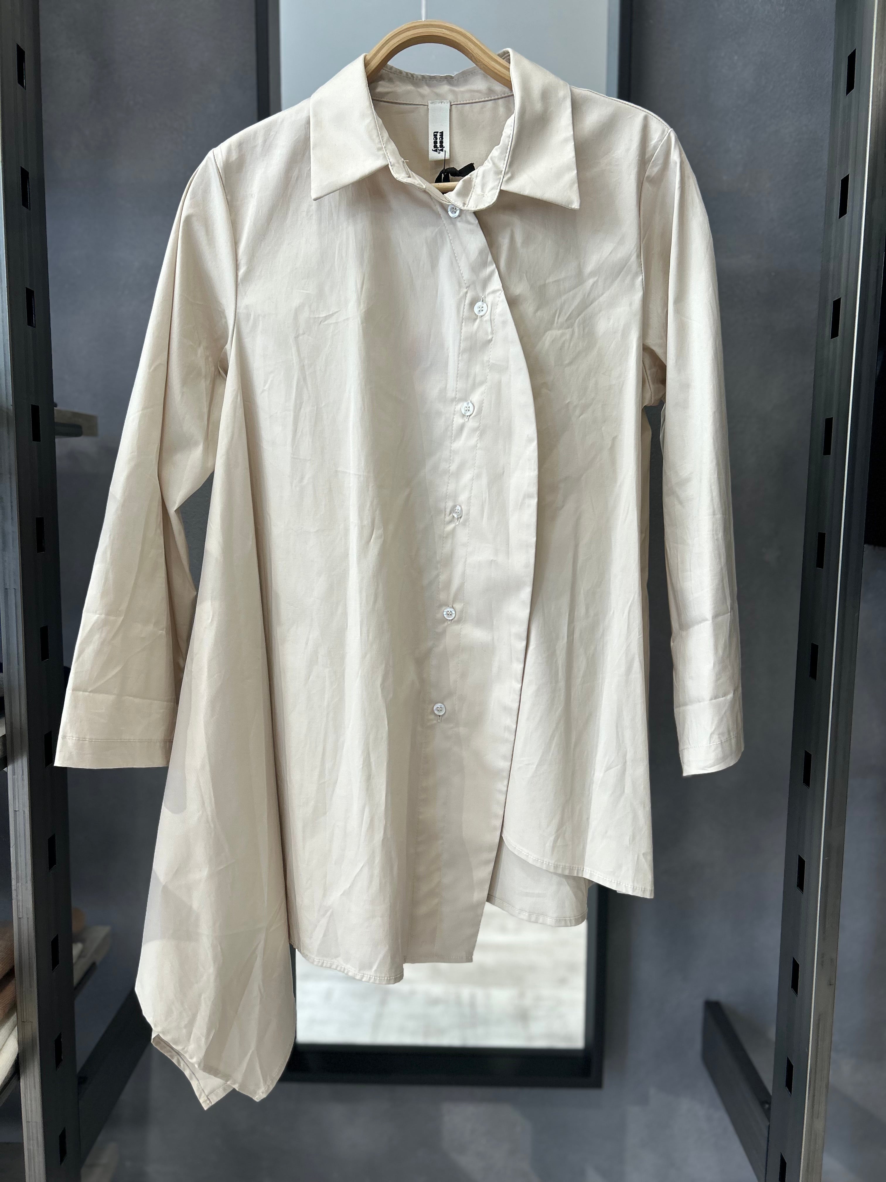 Camicia asimmetrica