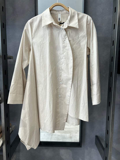 Camicia asimmetrica