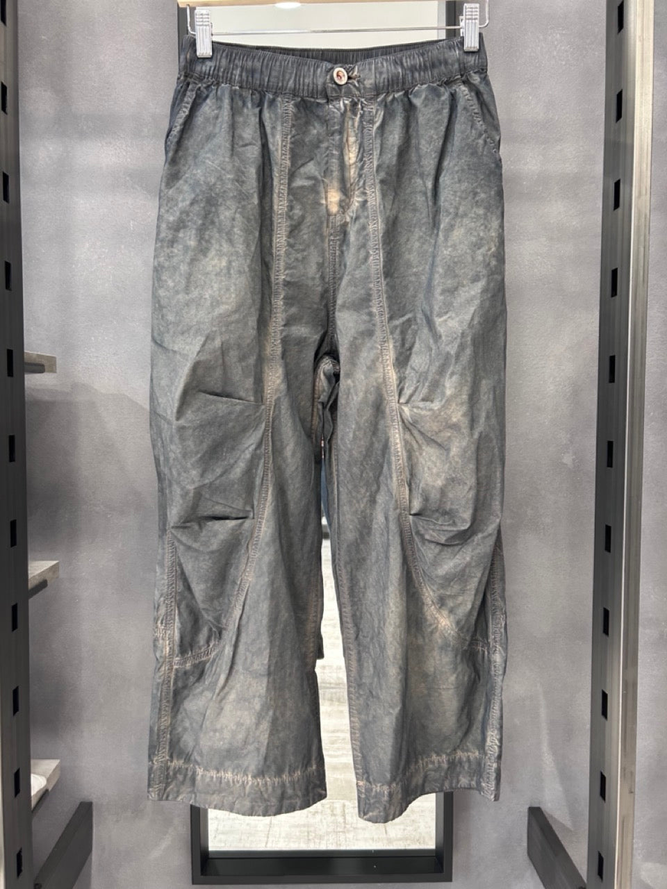 Pantaloni cargo