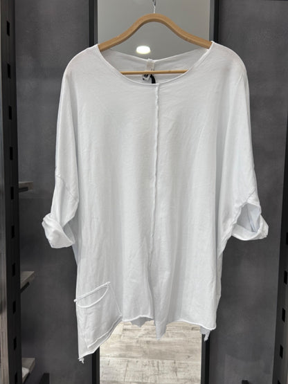 Maglia con cuciture esterne