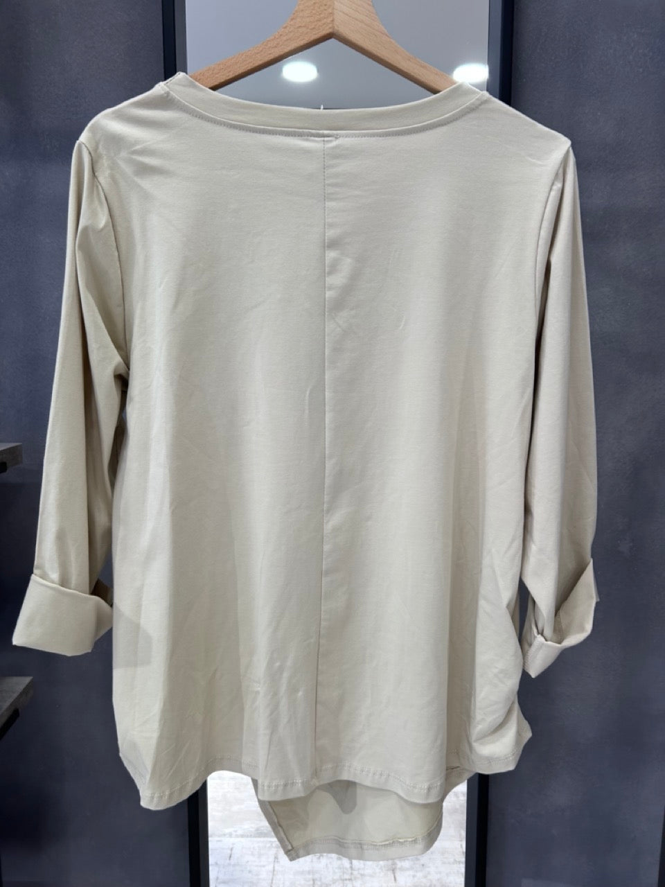 Maglia asimmetrica