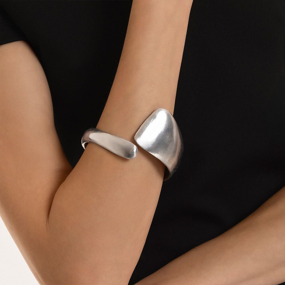 Bracciale rigido 4cm aperto