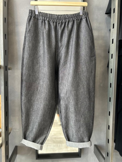 Pantaloni ampi