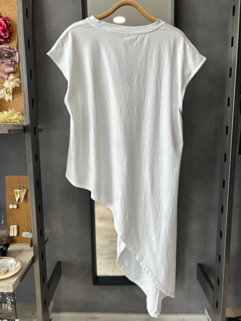 T-shirt asimmetrica
