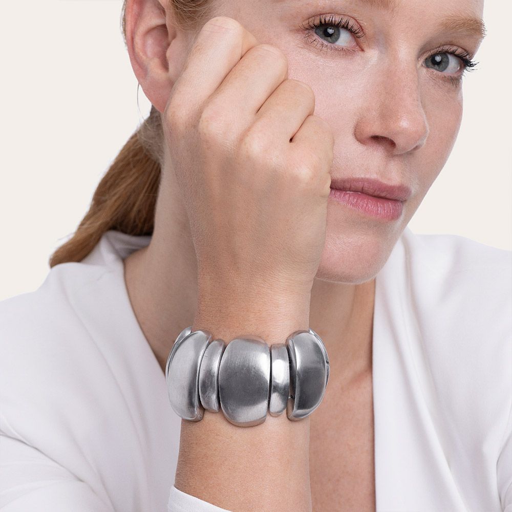 Bracciale elastico placche bombate