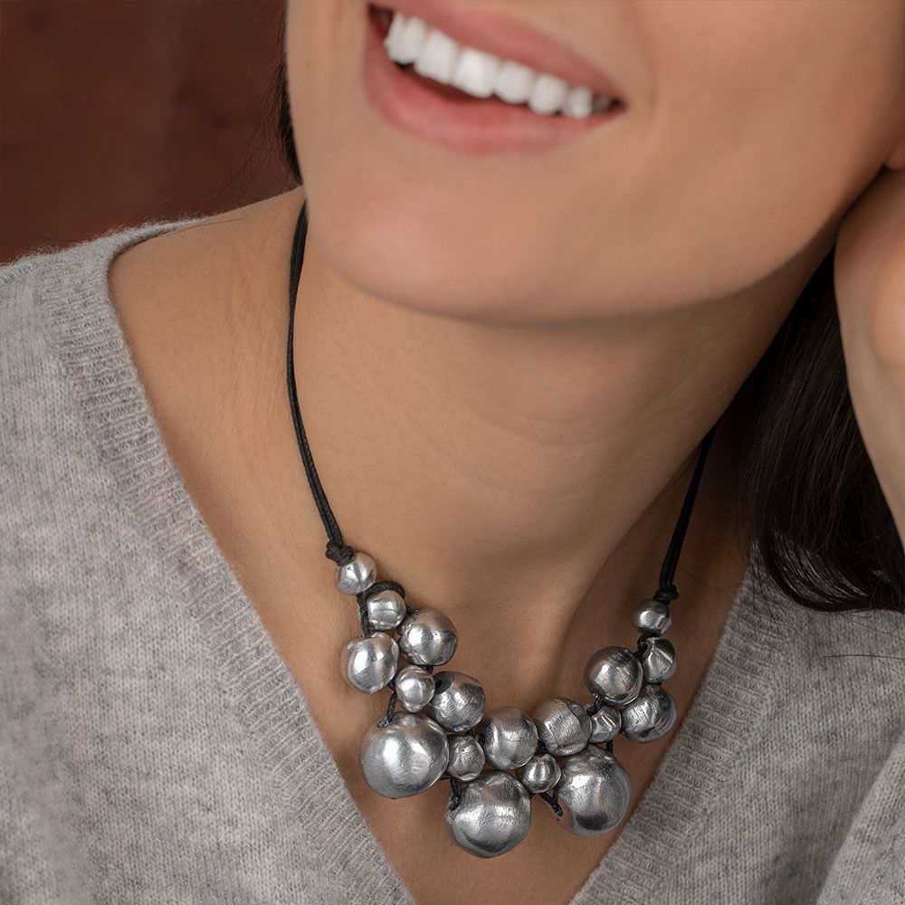 Collana filo multisfere