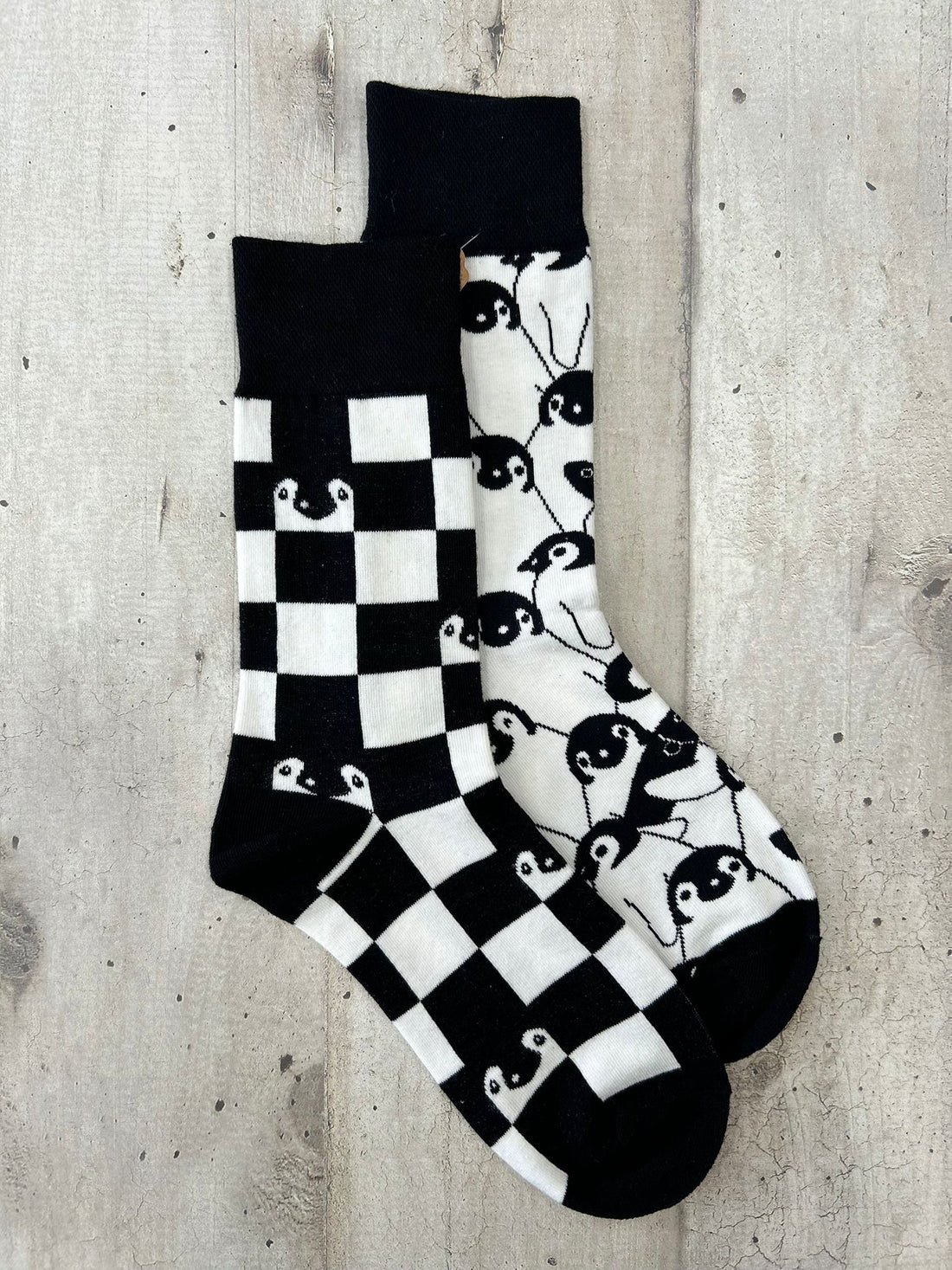 Calzini spaiati con pinguini