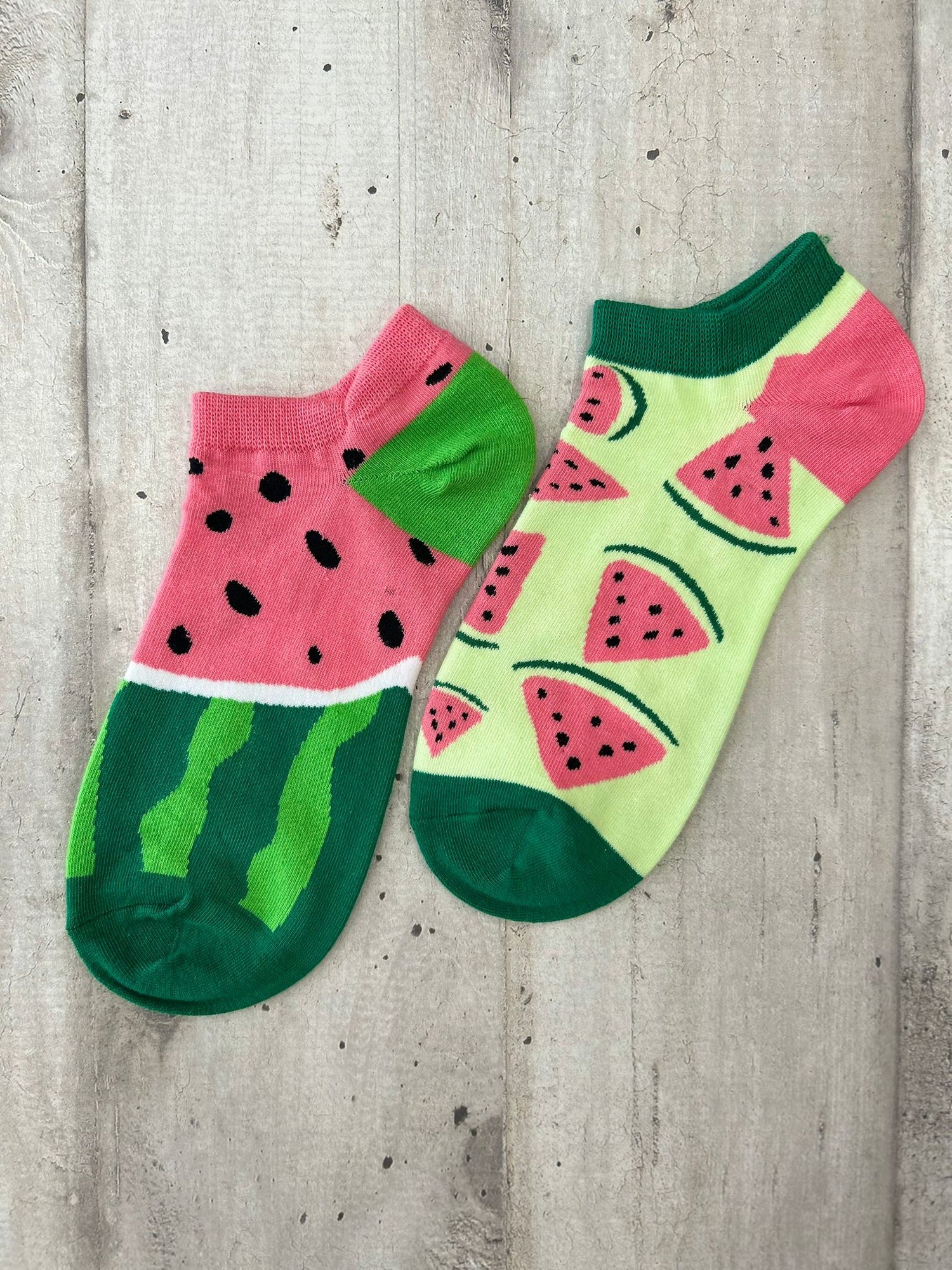 Calzini spaiati con angurie