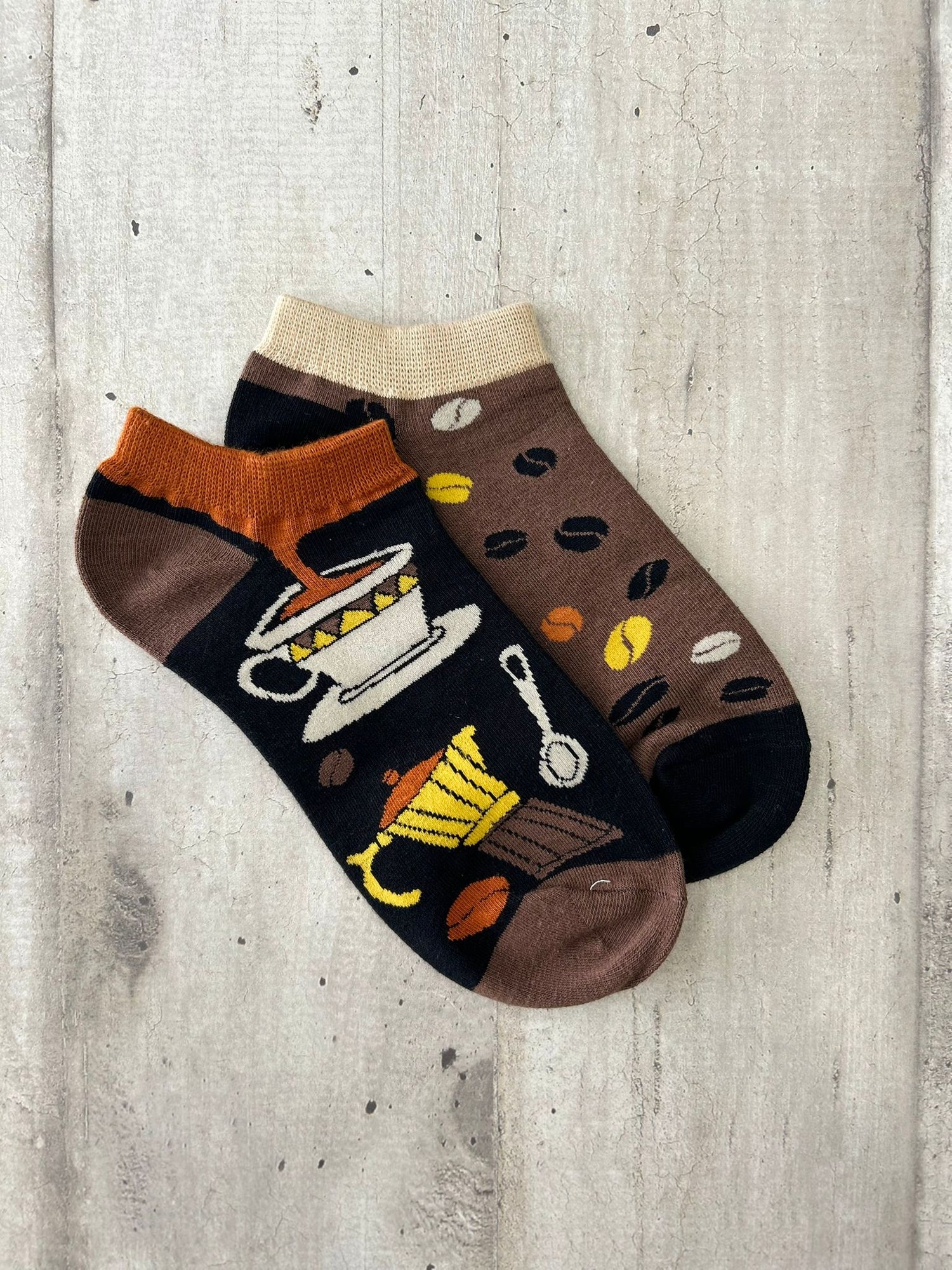 Calzini spaiati fantasia caffè