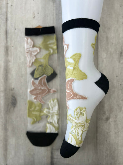 Calzini trasparenti con fiori ricamati