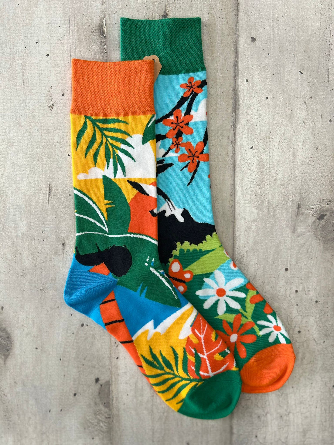 Calzini spaiati tropicali